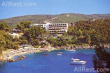 Akrotiri Beach Hotel 